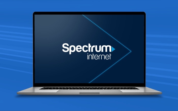 Una laptop que exhibe Spectrum Internet en la pantalla